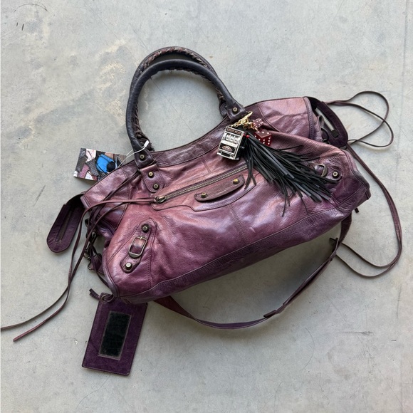Balenciaga Handbags - Vintage balenciaga purple city bag
